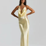 Carly – Elegant Maxi Dress
