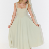Scarlett – Elegant Fit & Flare Dress