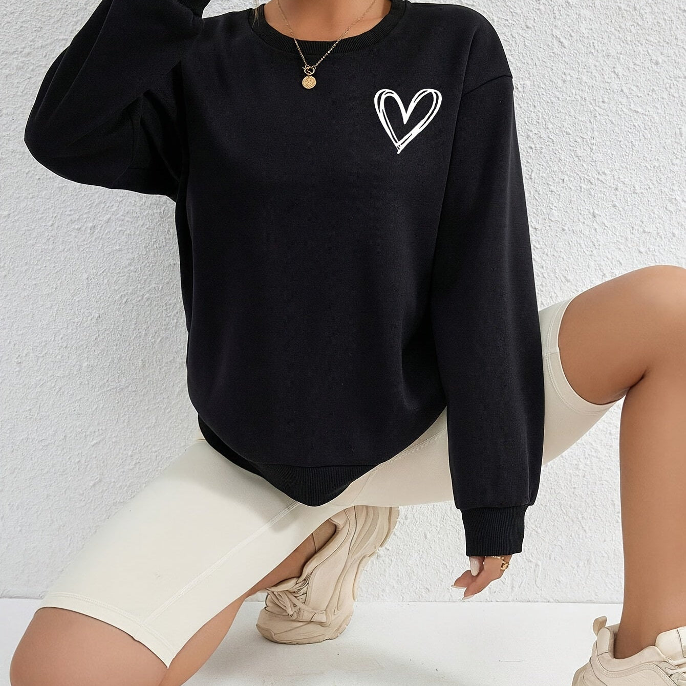AUDRÉE™ - Minimalist Cozy Sweatshirt