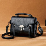 Zoe - Timeless Elegance Leather Shoulder Bag
